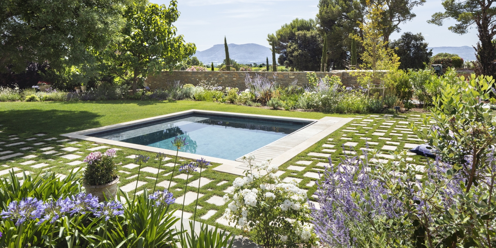 Camaïeu de vert et de blanc